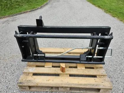 Verkaufe Adapter Liebherr auf Euroaufnahme Liebherr L506-L510