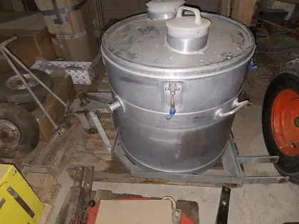 Milchtank 300 l