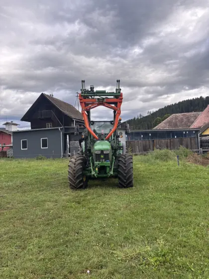 John Deere 5090R