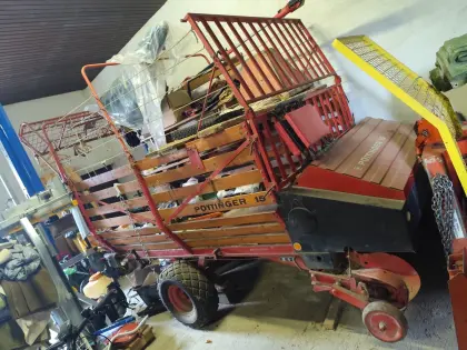 Ladewagen Pöttinger 15
