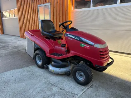 Rasentraktor Honda HF 2417 HTE Hydrostat Rasentraktor Aufsit HF 2417 HTE