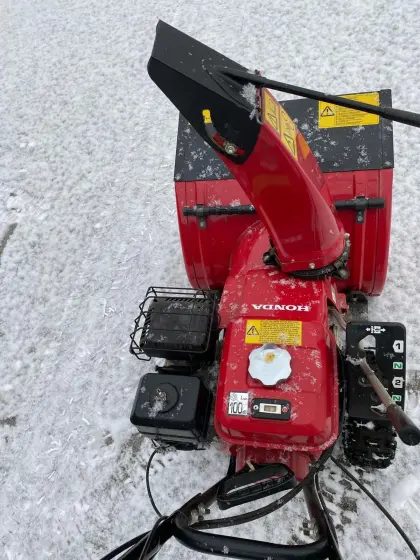 Honda Schneefräse