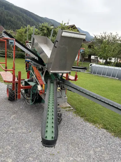 Obsterntemaschine Hermes