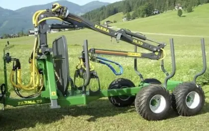 Suche Rückewagen Farma T9 ohne Kran