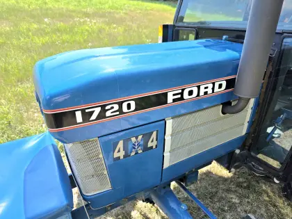Ford 1720A Allrad mit Zwillingsrädern, hydr. Kippmulde