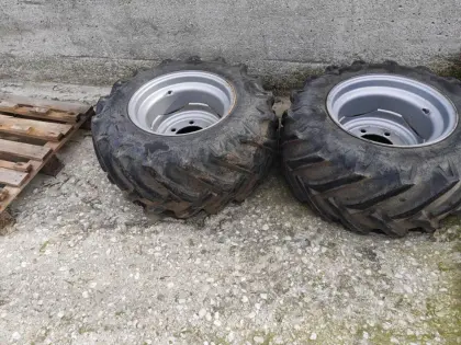 Bereifung 15/55 R17 AS