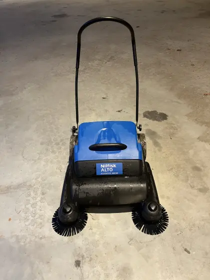 Kehrmaschine Nilfisk