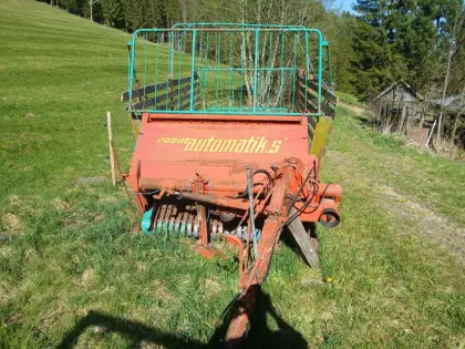 Robot Automatik's Ladewagen