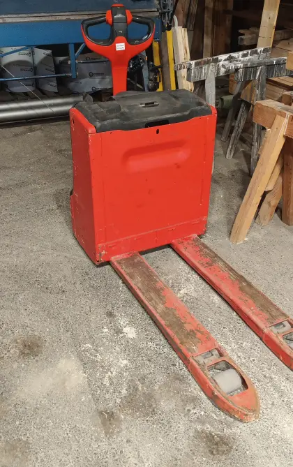 Linde Niederhubwagen T16, Batterie neu