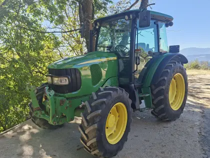 John Deere 5100R