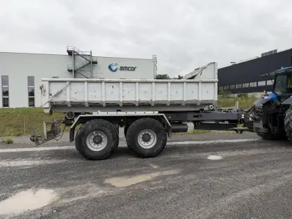 Hakengerät, Abrollkipper, Fliegl HKL 22 mit Fassi Kran