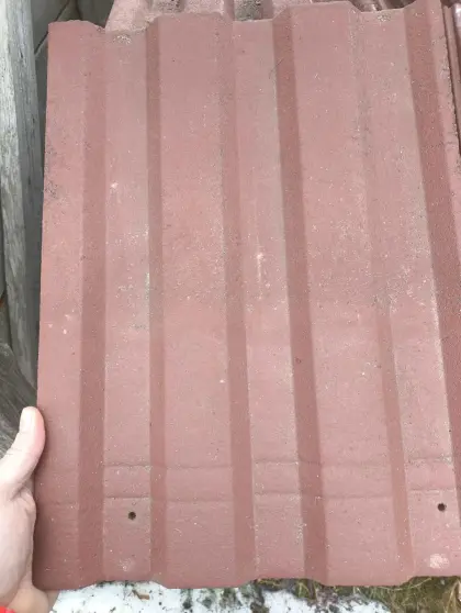 Dachziegel Eternit Strangfalz, Farbe rotbraun