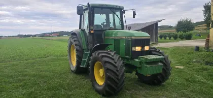John Deere 6800