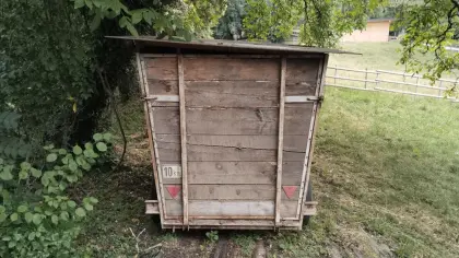 Viehhänger, Wasserfass