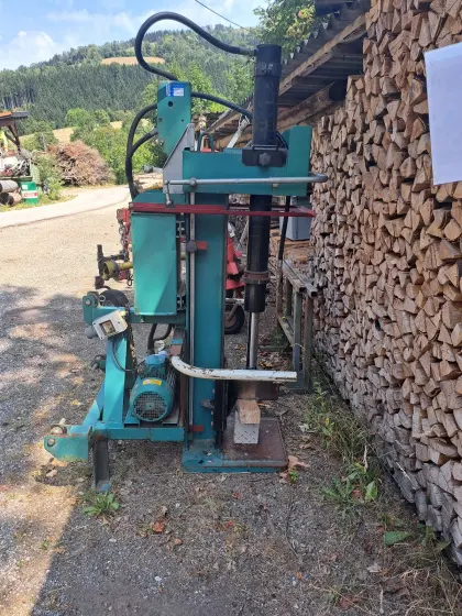 Holzspalter 20 t Binderberger