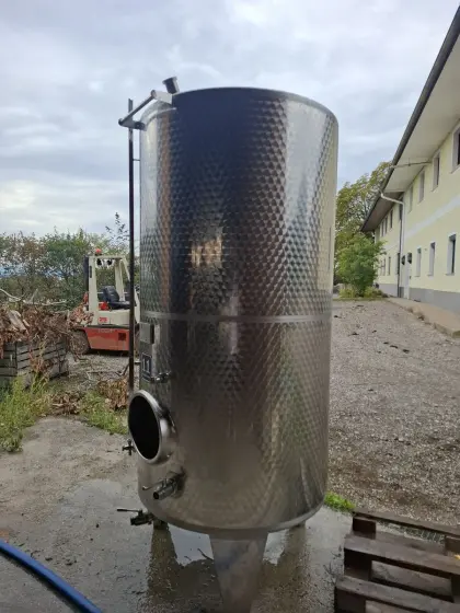 Weinlagertank 2.000 l SKRLJ