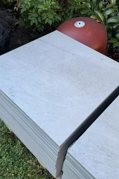 Terrassenplatten Feinsteinzeug, 60 x 60 x 2 cm, beige-grau