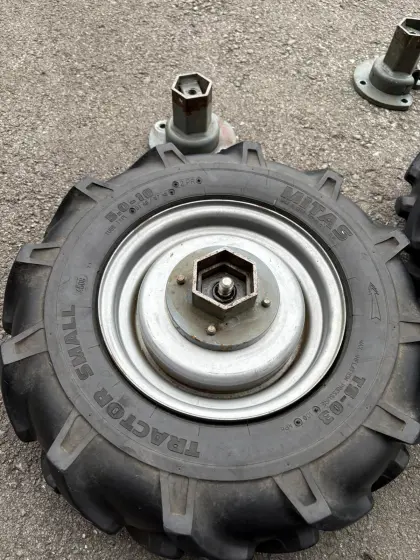 Zwillingsbereifung für Aebi CC 36