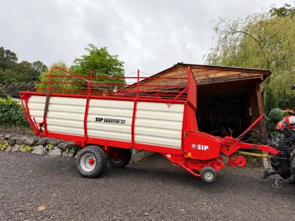 SIP Senator 26-9 Ladewagen – 26 m³, 9 Messer, gebremst – sehr guter Zustand
