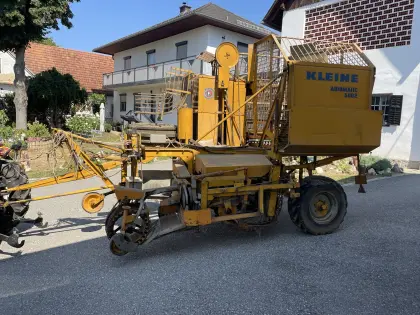 Kleine 5002 Automatik Zuckerrübenernter