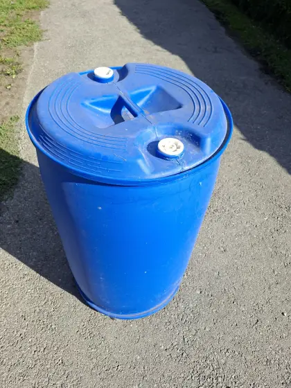 2 Stk. Plastikfässer