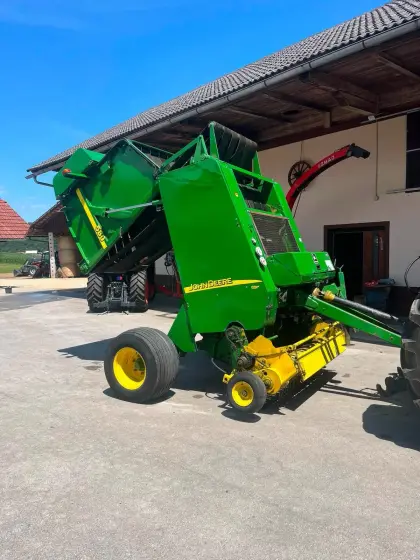 John Deere 580 Maxi Cut