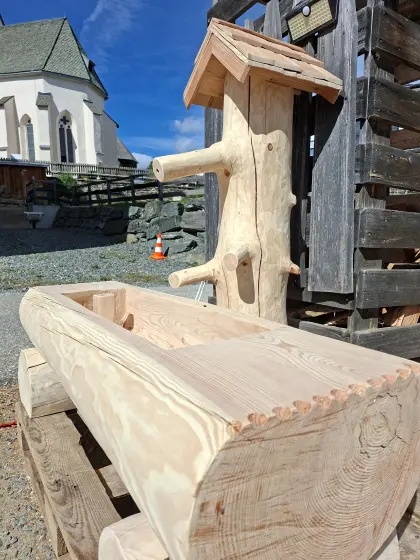 Brunnentrog, Brunntrog, Holzbrunnen, Wassertrog