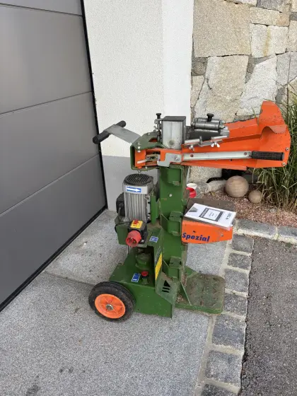 POSCH Spaltaxt 7,5 t Spezial Holzspalter
