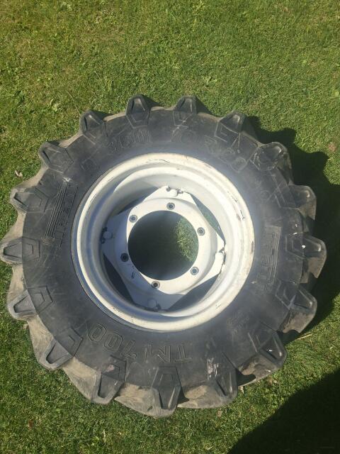 Traktorreifen 360/70R20