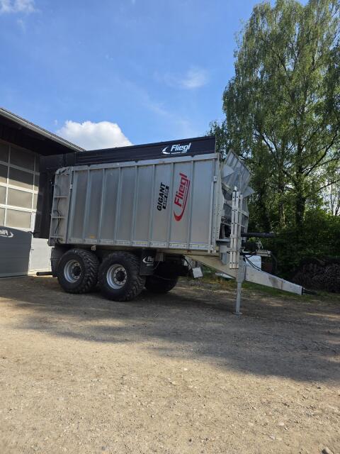 Fliegl ASW 256