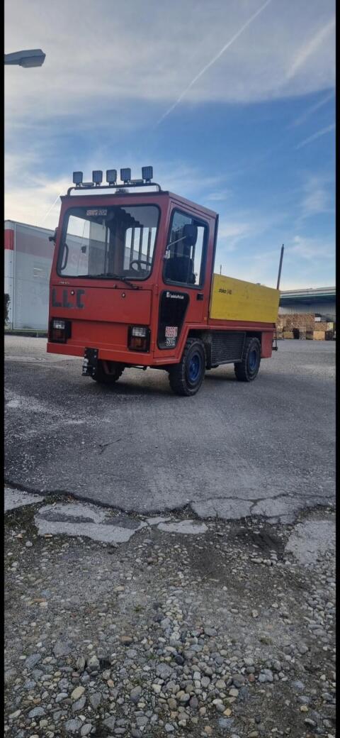 Volk Flughafenschlepper Spaßfahrzeug DFW 5
