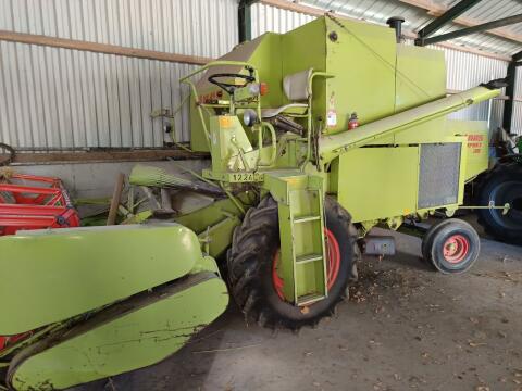 Mähdrescher Claas Compact 30