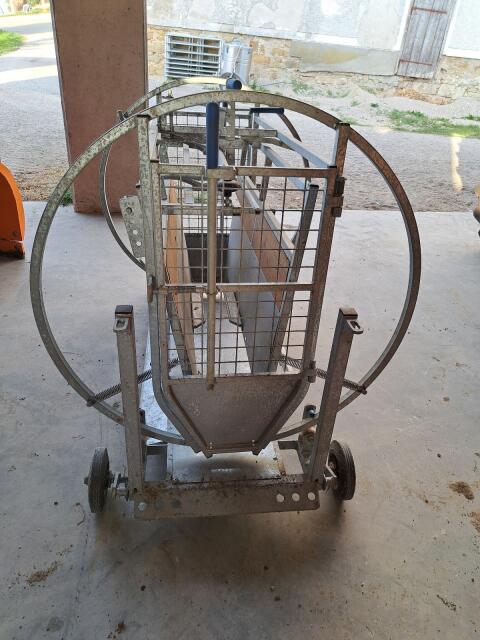Klauenpflegestand für Schafe und Ziegen