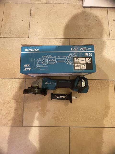 Makita DGA 511, 18 V Akku-Winkelschleifer, Flex