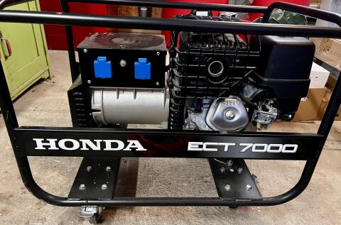 Honda Stromgenerator Notstromaggregat mit Zubehör ECT 7000