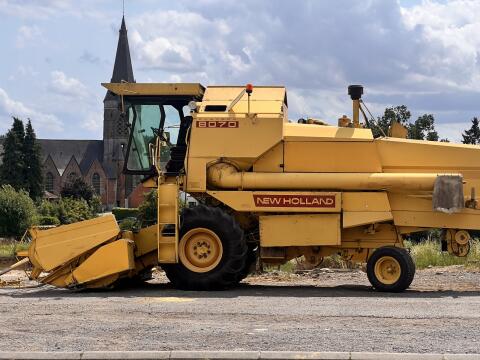 NEW HOLLAND 8050, 8055, 8060, 8070, 8080