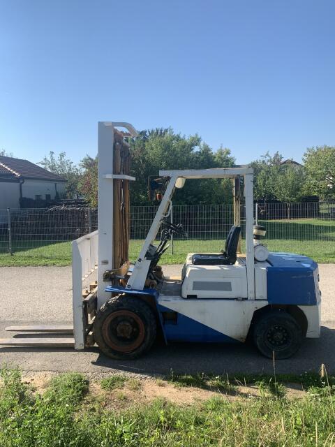 Gabelstapler Komatsu FD30 T 8