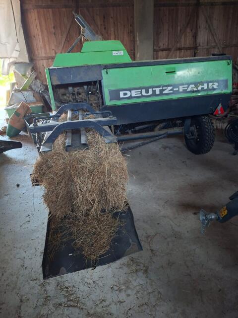 Hochdruck-Ballenpresse Deutz-Fahr HD 440