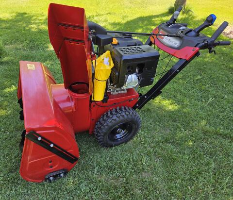Neue Profi-Schneefräse Toro Power Max HD 1432 Commercial