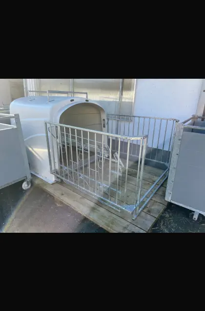 Kälberiglu Marke Kerbl CalfHouse Premium DUO mit Umzäunung