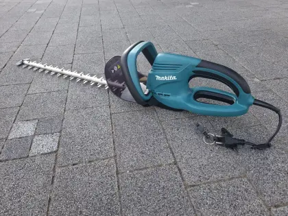 Heckenschere Makita UH6570