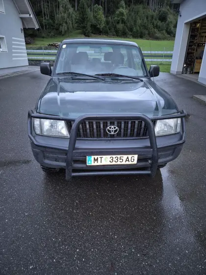 Toyota Land Cruiser J90
