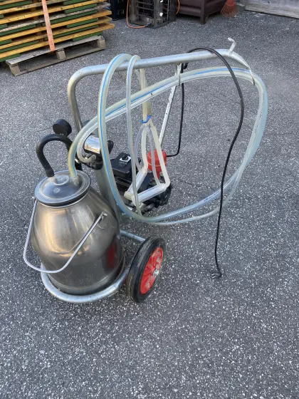 Melkmaschine für Ziegen