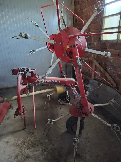 Heuwender Pöttinger Hit 54N