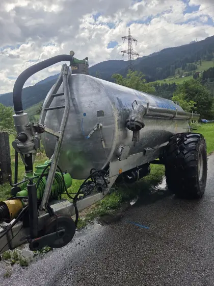 Bauer Güllefass 5.400 l