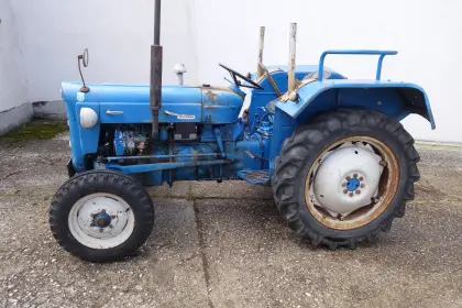 Fordson Super Dexta, 3 Zyl., 29 kW