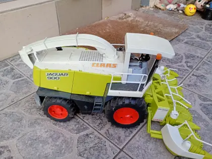 Bruder Claas Jaguar 900