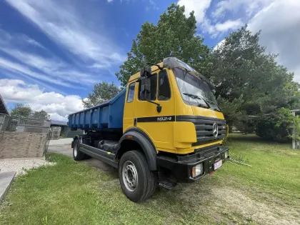 Mercedes-Benz 4x4 Allrad-Abrollkipper, Bj. 96, SK 1824