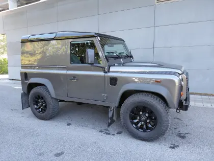 Land Rover Defender Typ 90