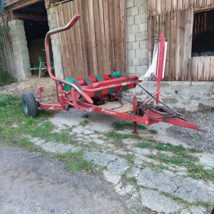 Kverneland Wickelmaschine 7335